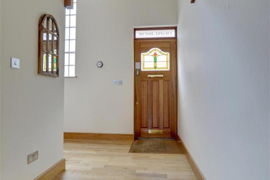 Photo of Others in Sandwich