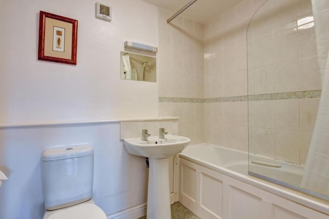 Photo of Bathroom in Chapel Stile