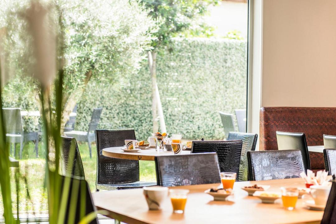 Photo of Others in Meyzieu