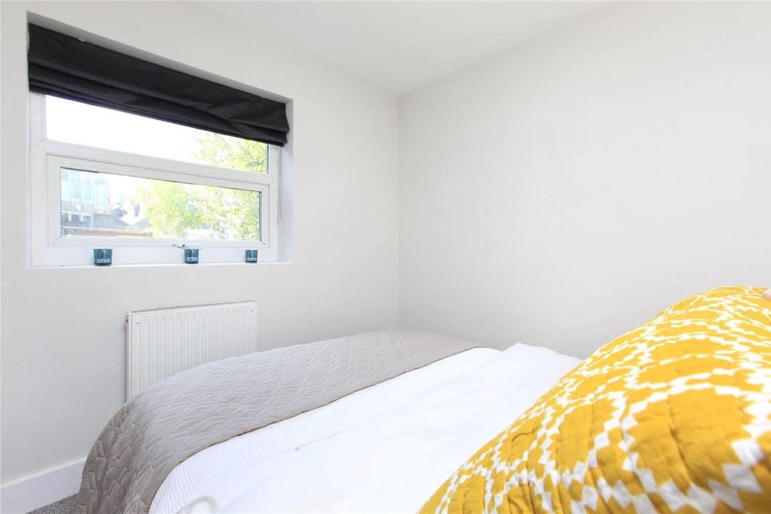 Photo of Bedroom in Latchmere