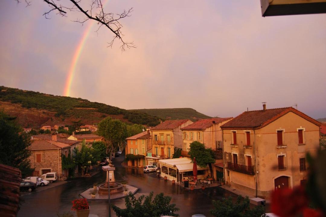 Photo of Others in Octon