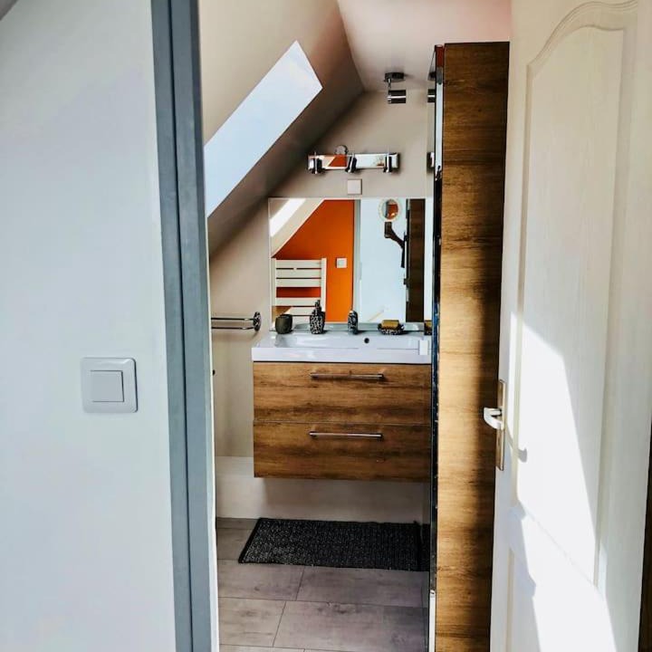 Photo of Others in Albert