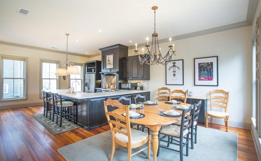 Photo of Livingroom in Historic Downtown Savannah