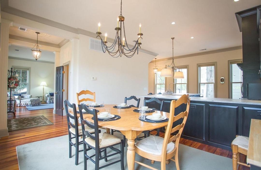 Photo of Livingroom in Historic Downtown Savannah