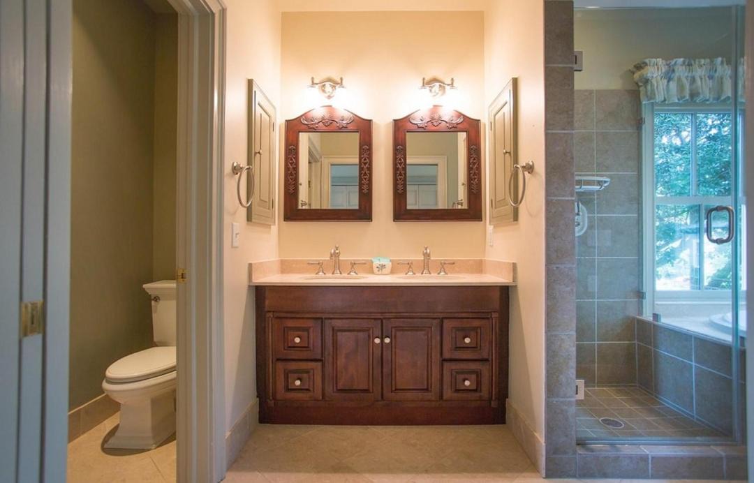 Photo of Bathroom in Historic Downtown Savannah