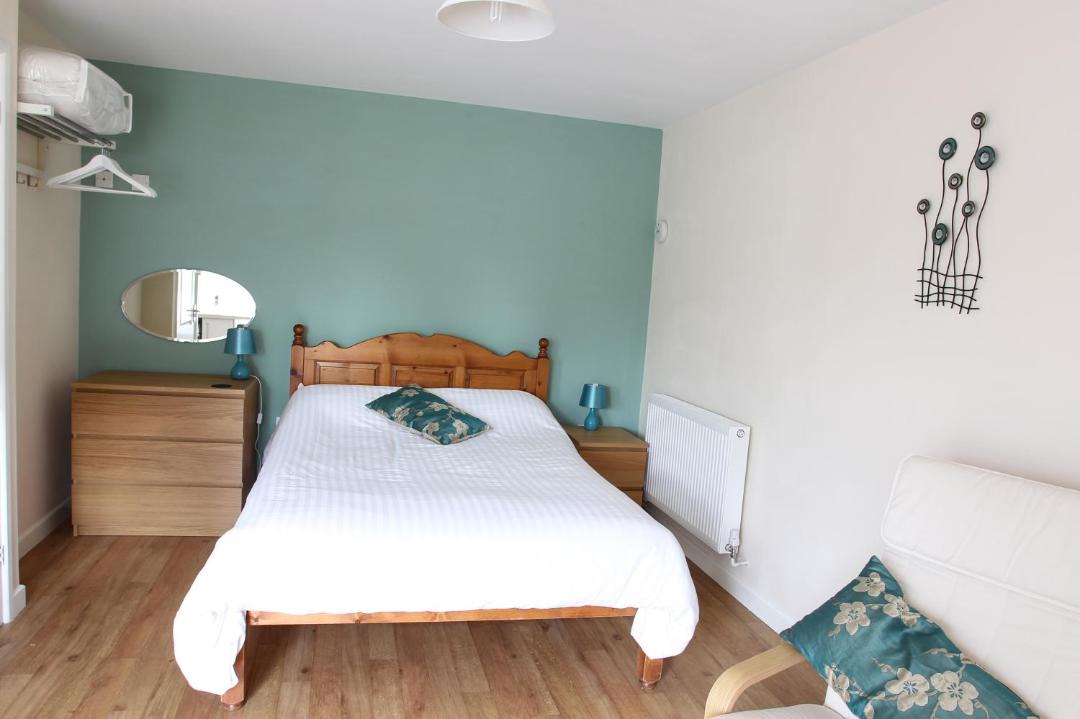Photo of Bedroom in Yardley Gobion