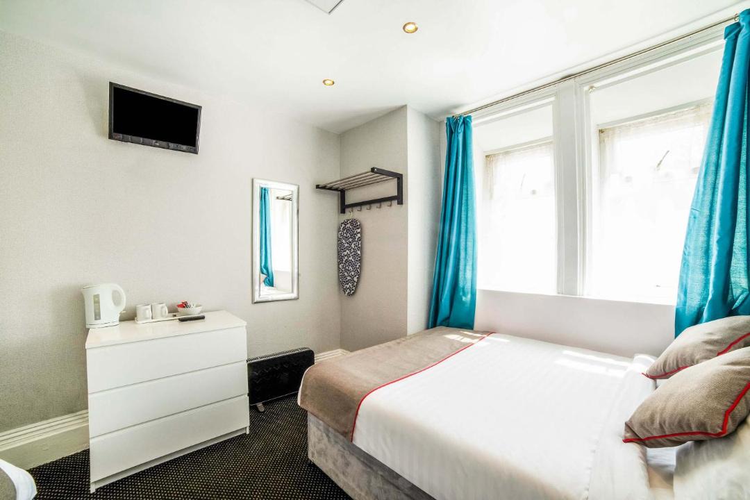 Photo of Bedroom in South Shore