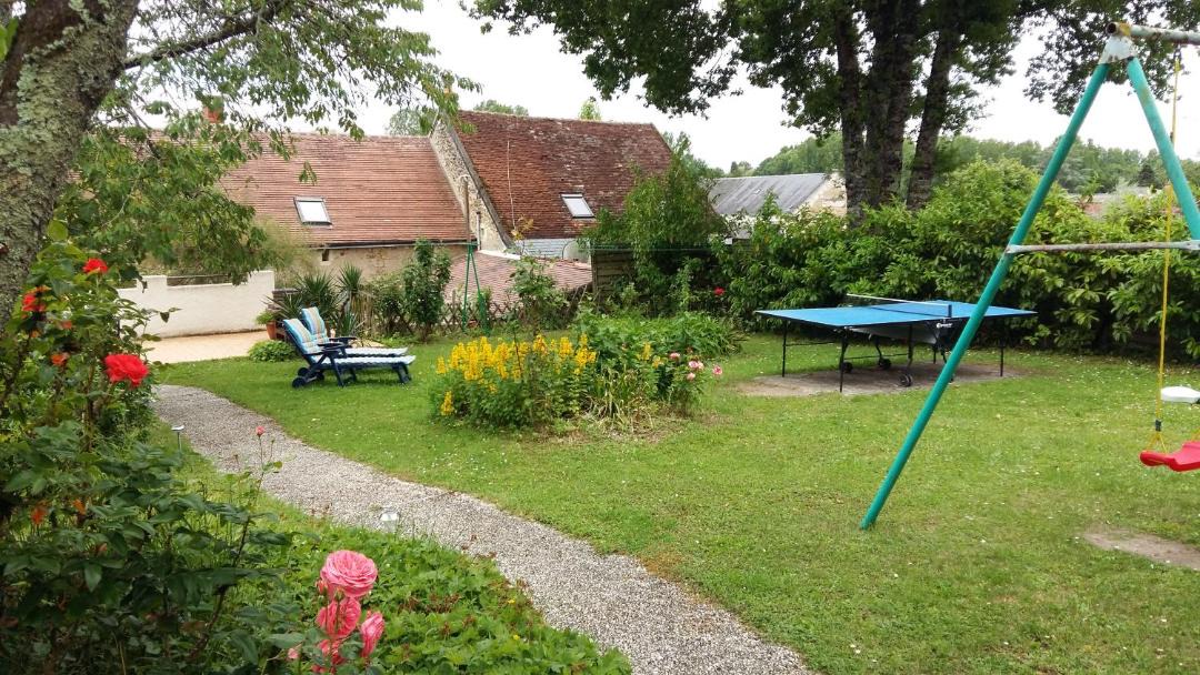 Photo of Others in Orbigny