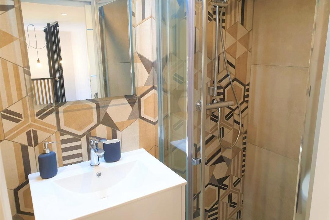 Photo of Bathroom in Gambetta