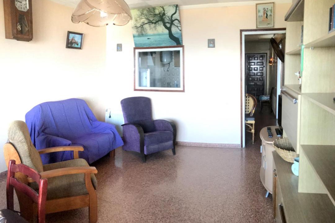Photo of Livingroom in Roses Town Center