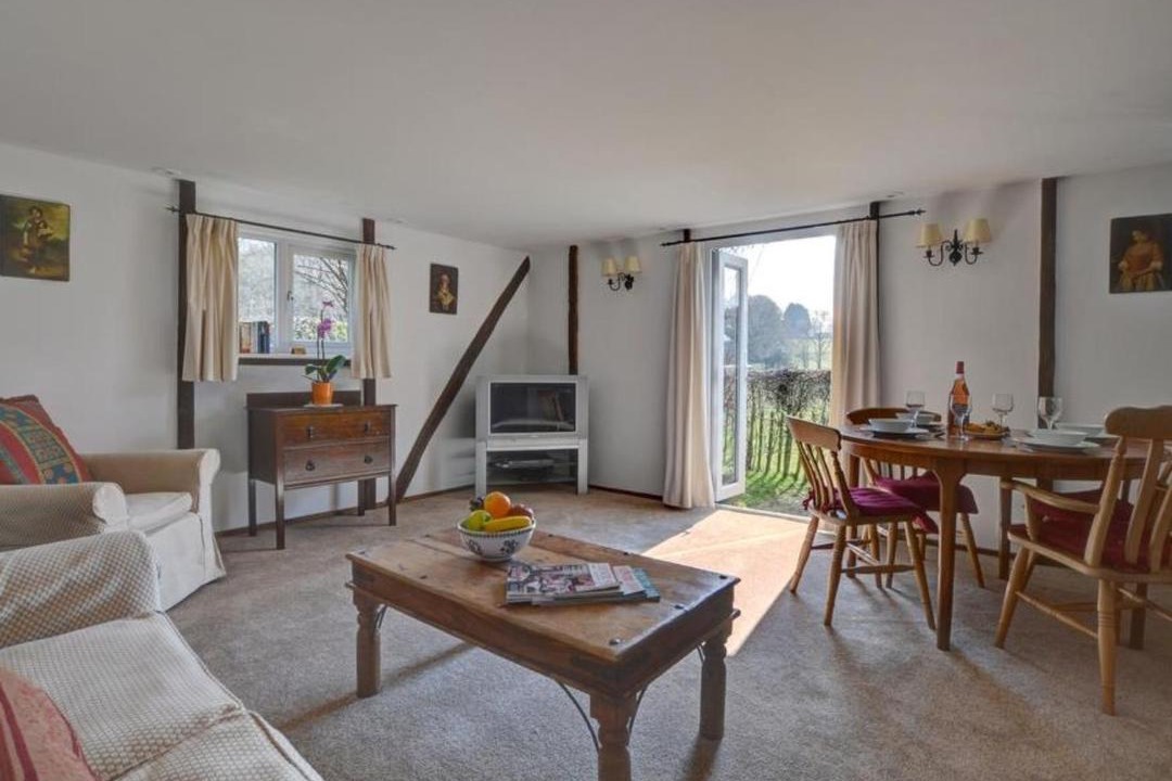 Photo of Livingroom in Abbess Roding