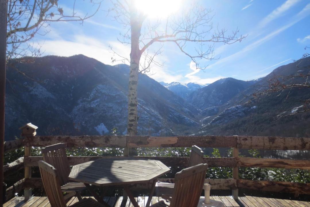 Photo of Others in Larcat