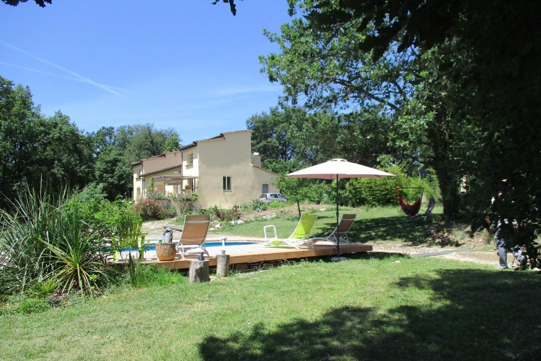 Photo of Others in Pelleport