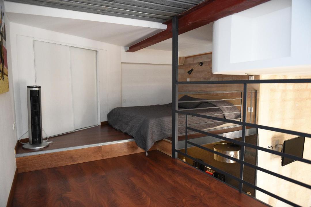 Photo of Others in Comedie