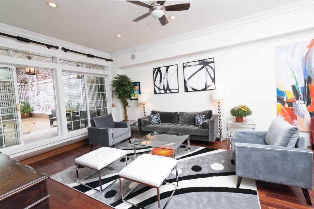 Photo of Others in Upper East Side