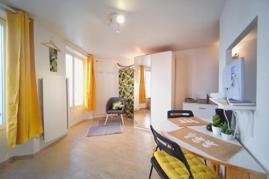 Photo of Livingroom in Fontainebleau