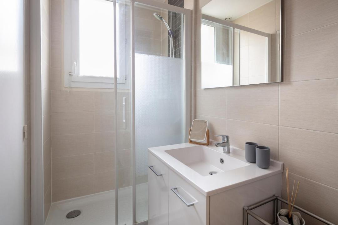 Photo of Bathroom in Saint-Helier