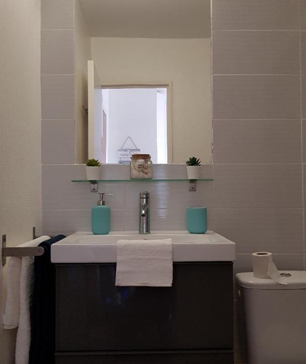 Photo of Bathroom in La Faviere