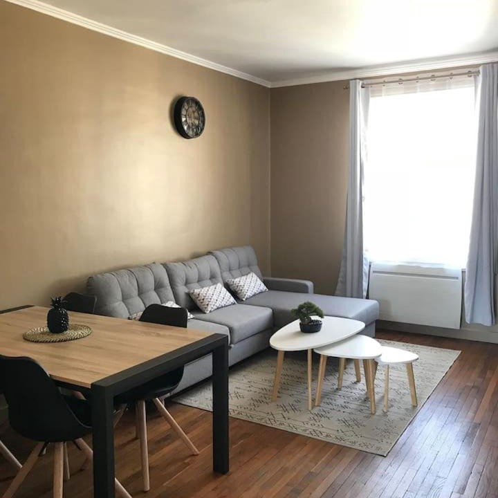 Photo of Livingroom in Centre Ville