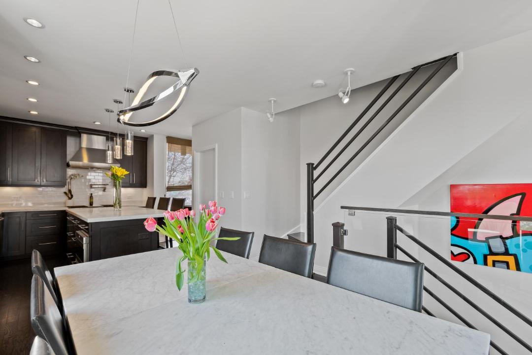 Photo of Livingroom in River West