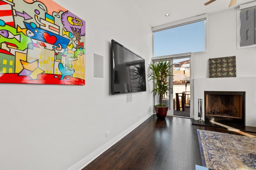 Photo of Livingroom in River West