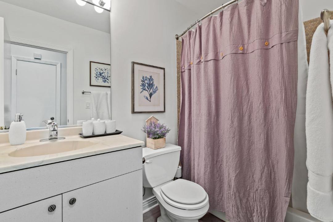 Photo of Bathroom in River West