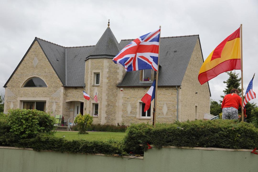 Photo of Others in Gueron