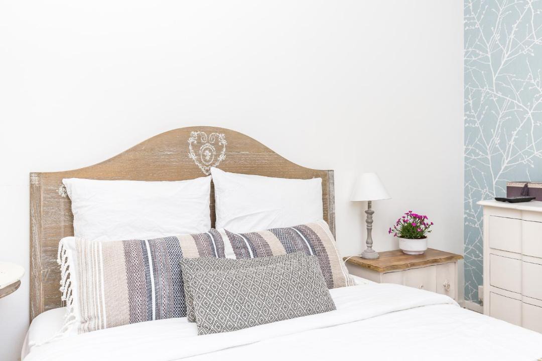 Photo of Others in Saint-Germain-des-Pres