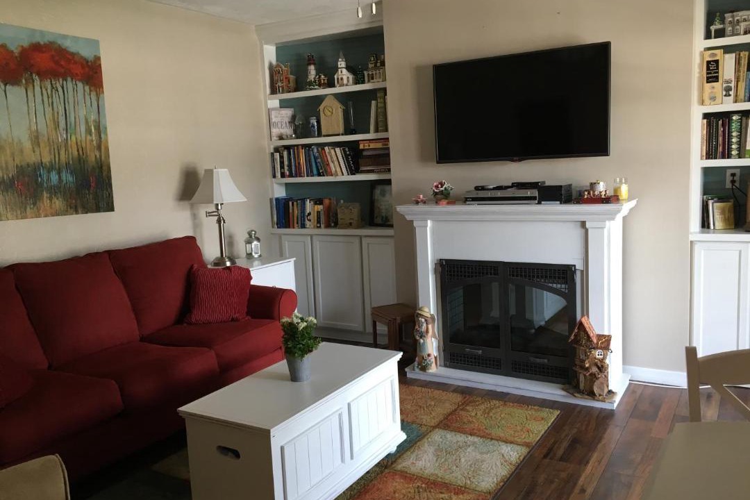 Photo of Livingroom in Sleepy Hollow