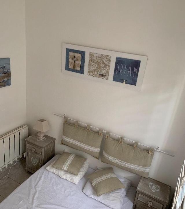 Photo of Bedroom in Deauville City Centre