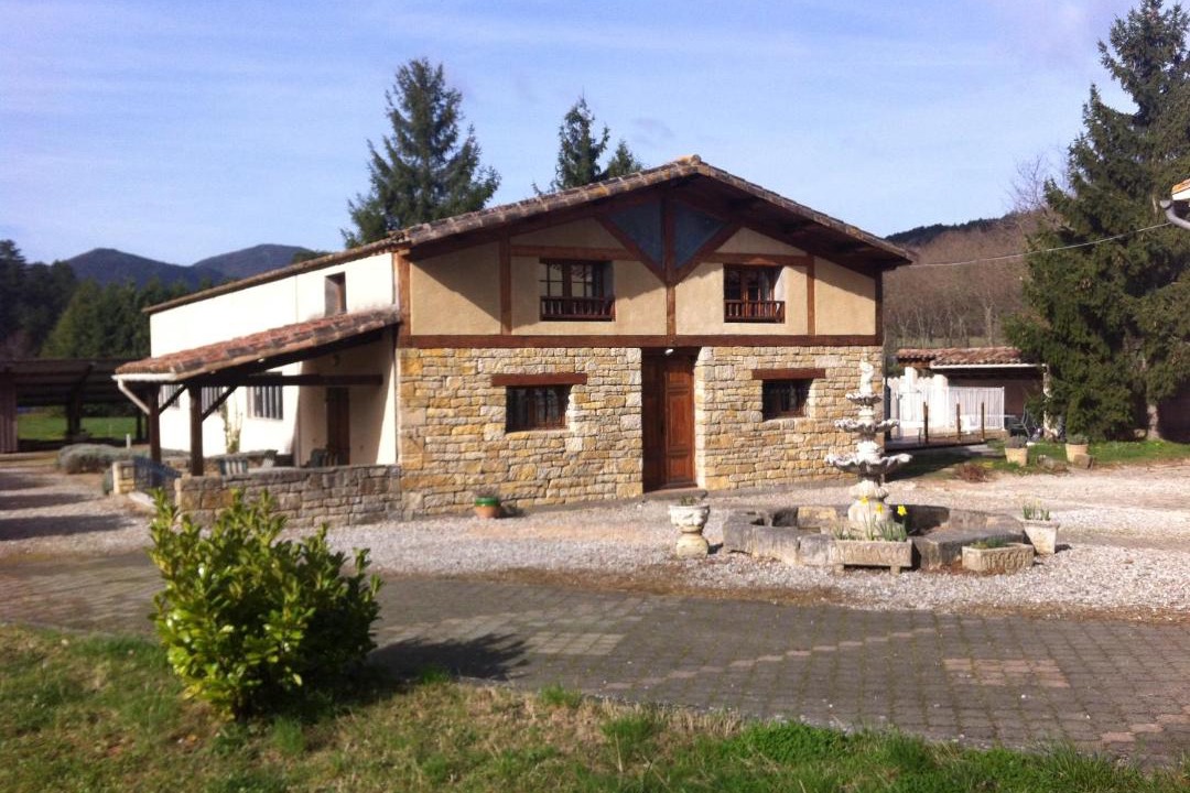 Photo of Buildings in Arques