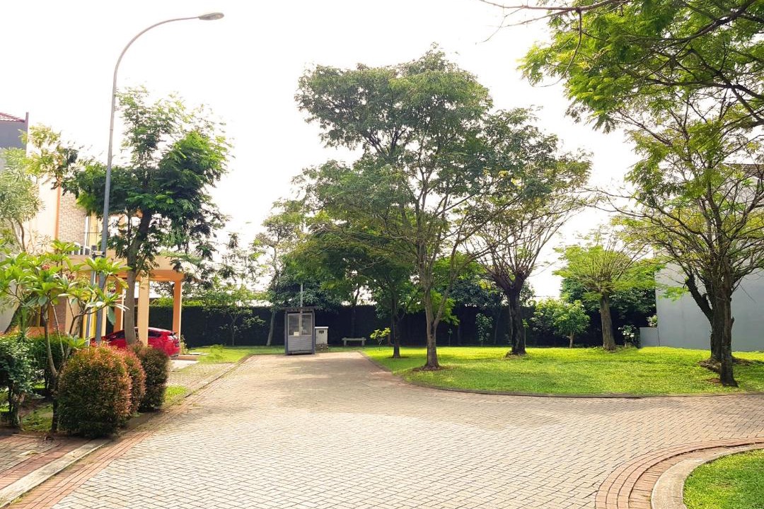 Photo of Buildings in Pagedangan