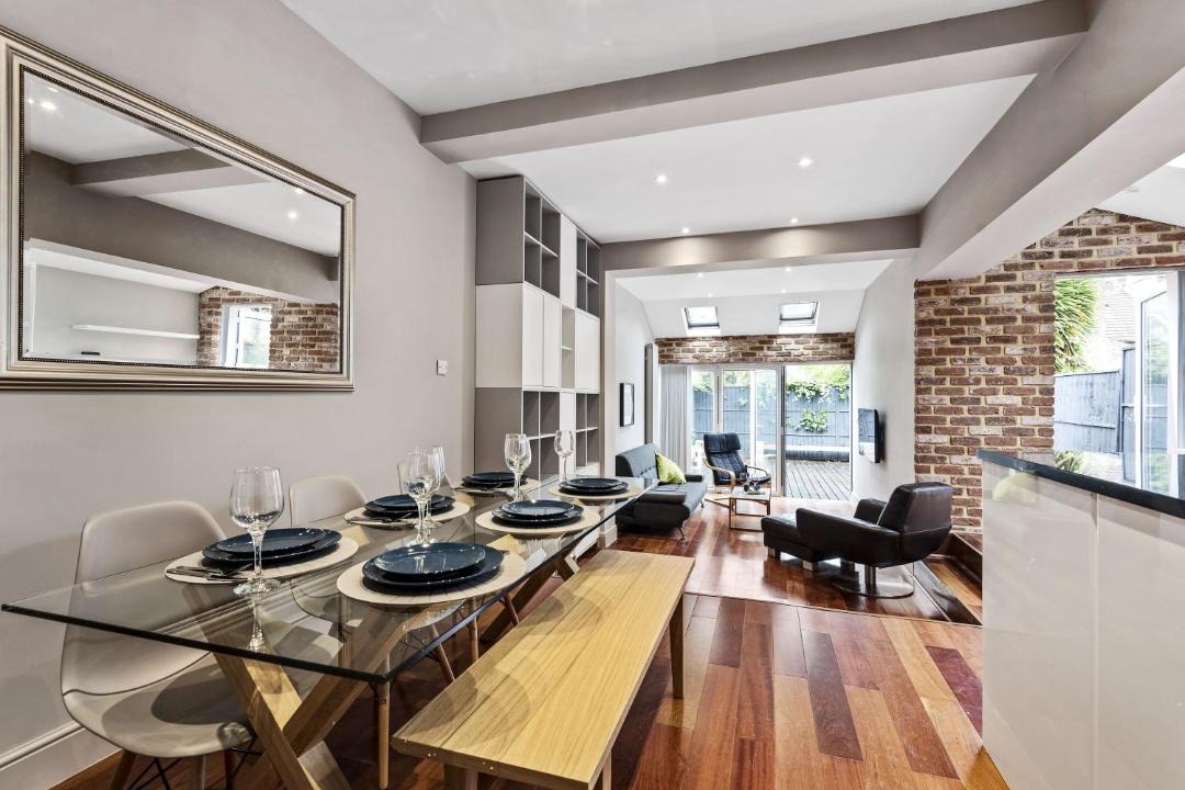 Photo of Livingroom in Kilburn