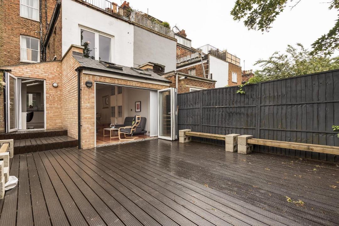 Photo of Buildings in Kilburn