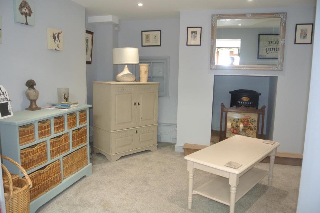 Photo of Others in Wootton Courtenay