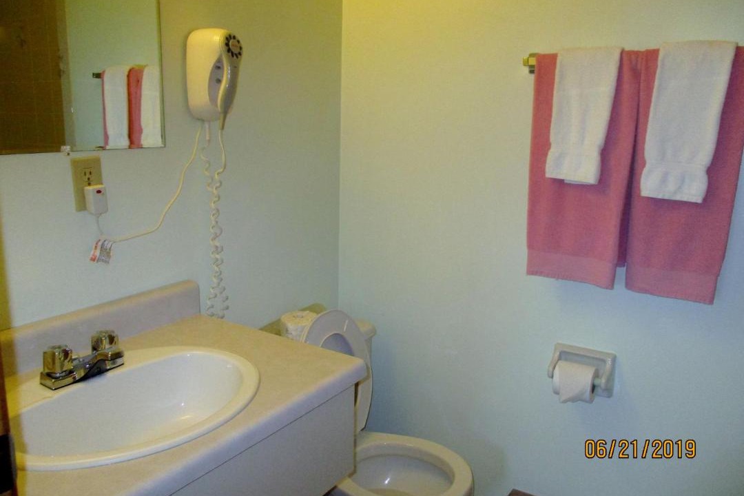 Photo of Bathroom in Onslow
