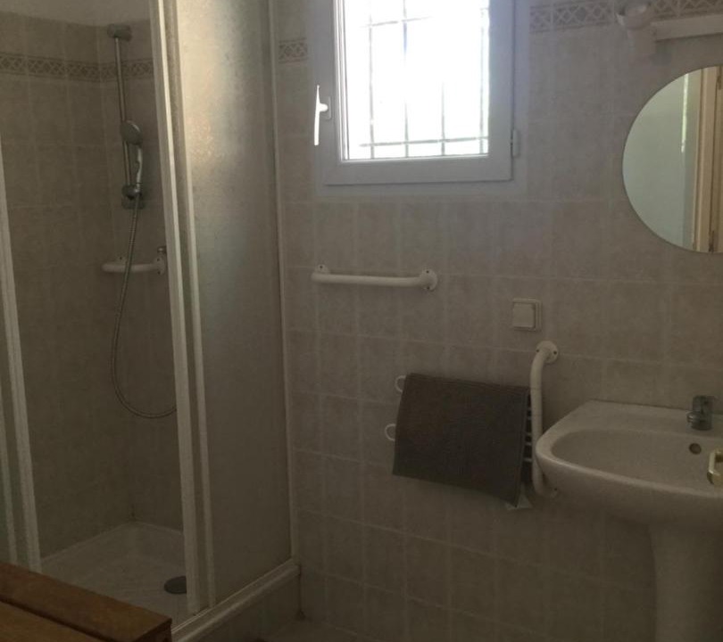 Photo of Others in Valaurie