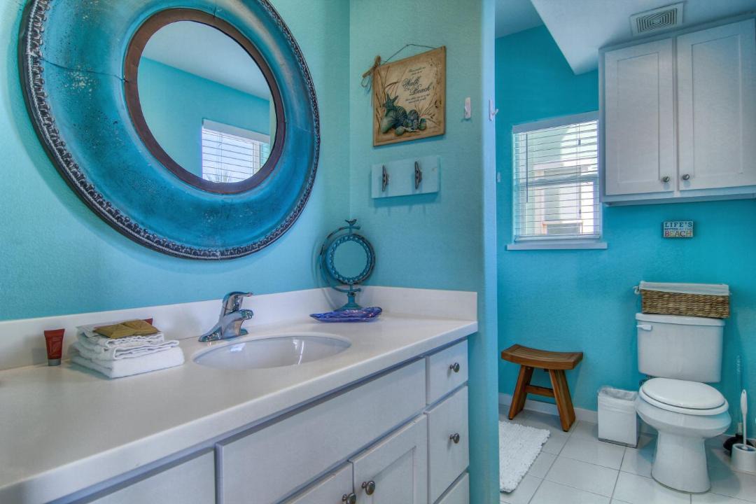 Photo of Bathroom in Port Aransas