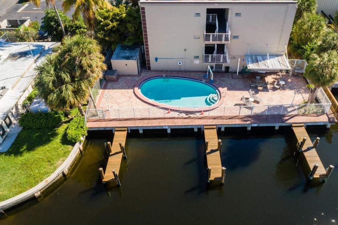 Photo of Others in Pompano Beach