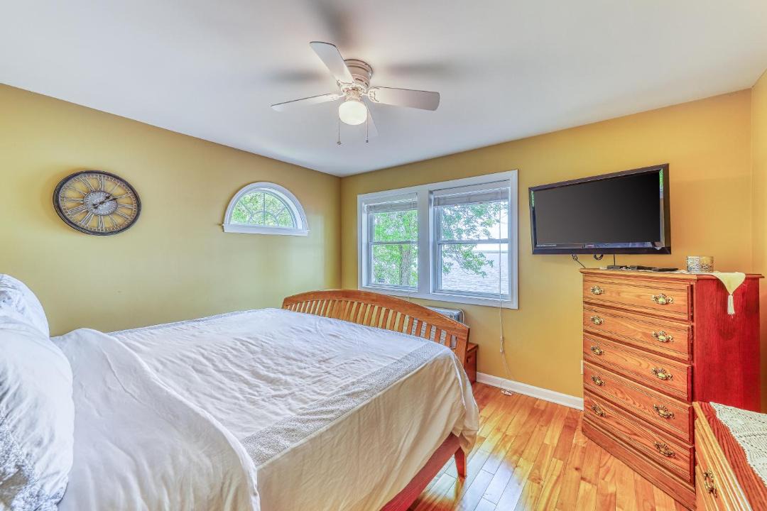 Photo of Bedroom in Alburg