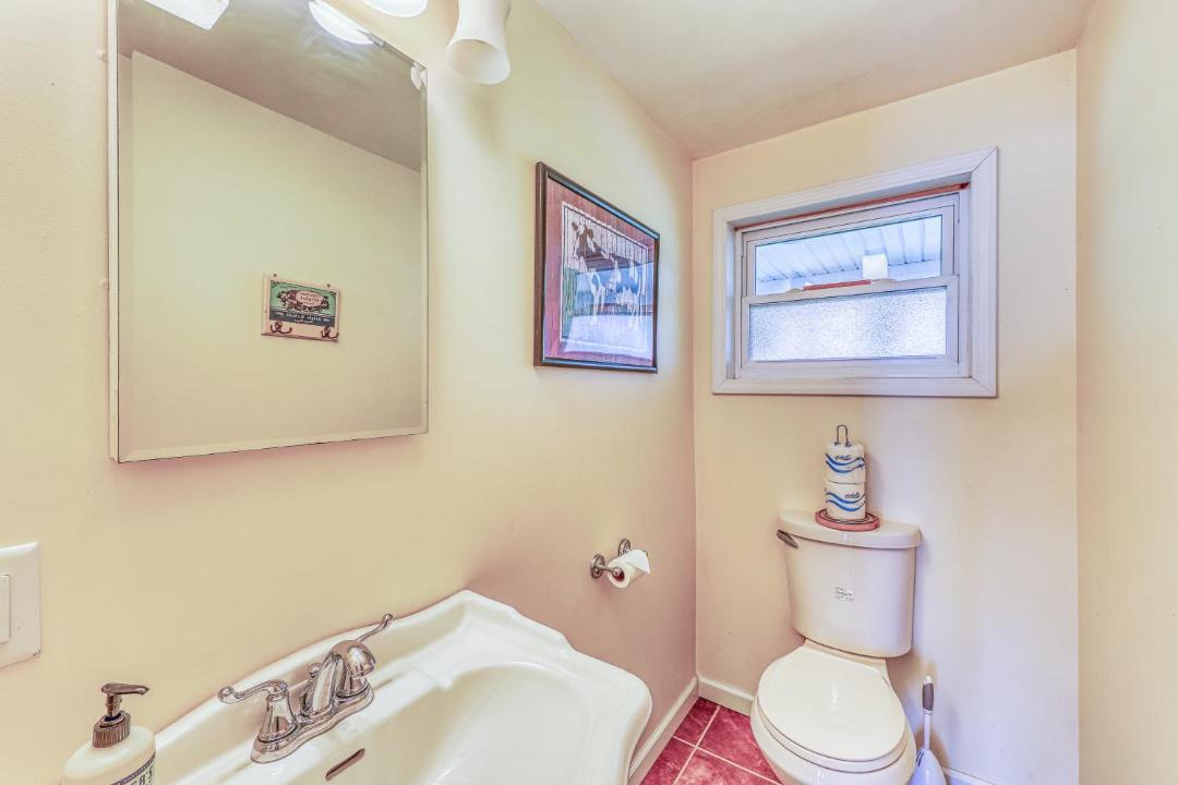 Photo of Bathroom in Alburg