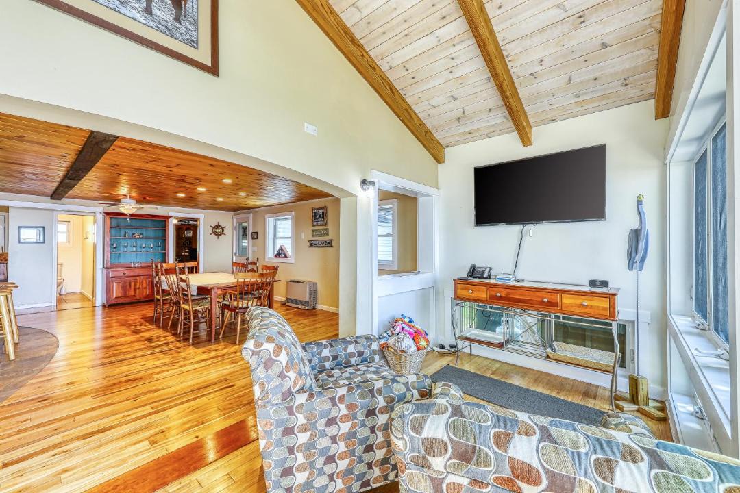 Photo of Livingroom in Alburg