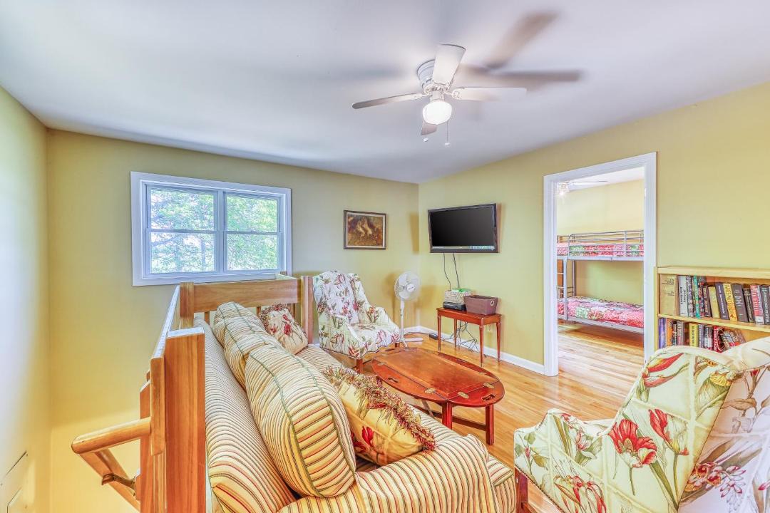 Photo of Livingroom in Alburg