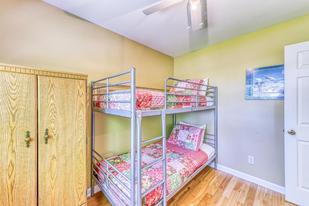 Photo of Bedroom in Alburg