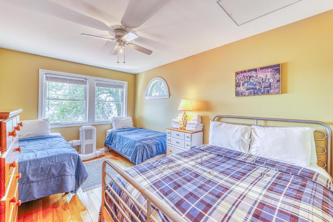 Photo of Bedroom in Alburg