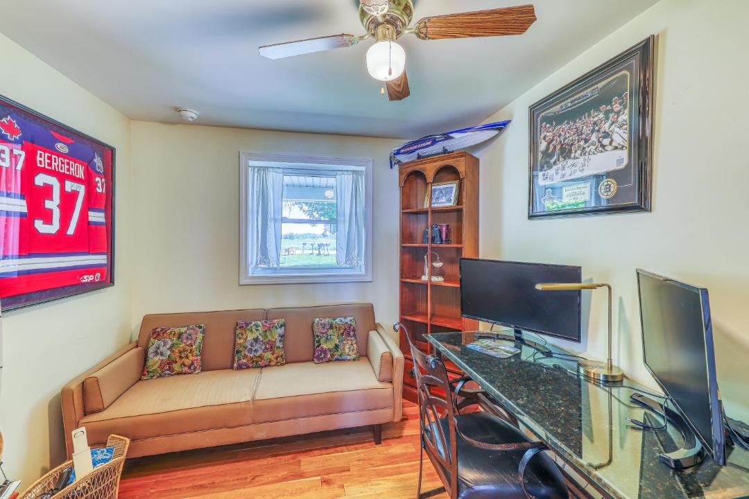 Photo of Livingroom in Alburg