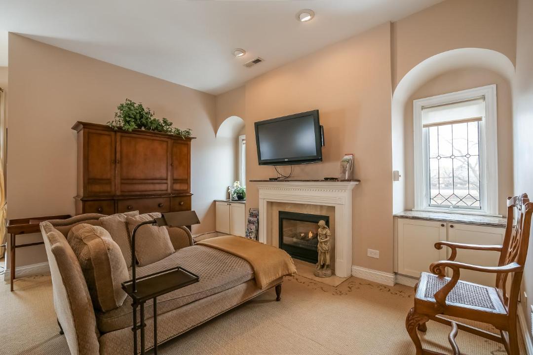 Photo of Others in Oak Park