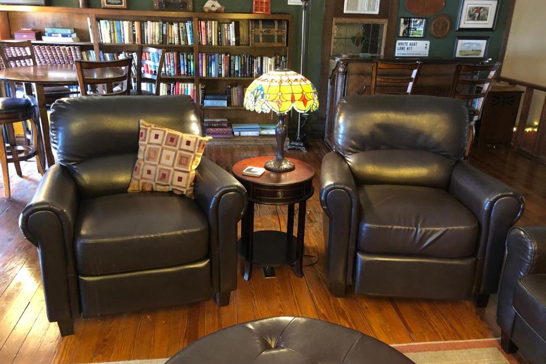Photo of Livingroom in Post