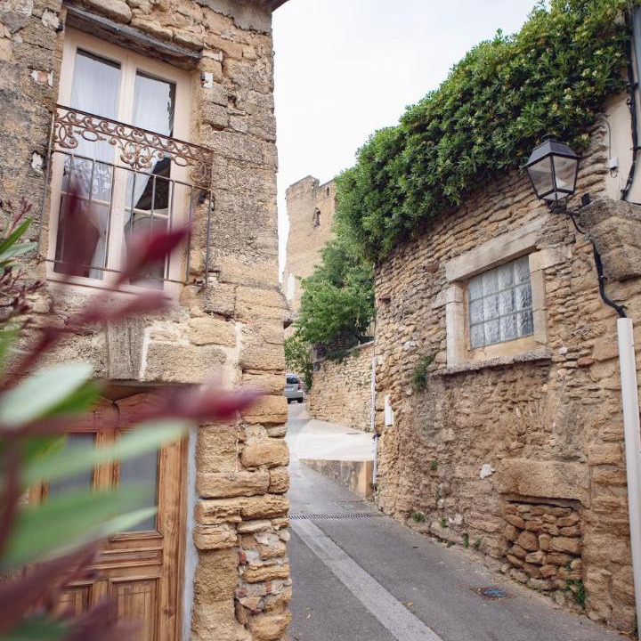 Photo of Buildings in Chateauneuf-du-Pape