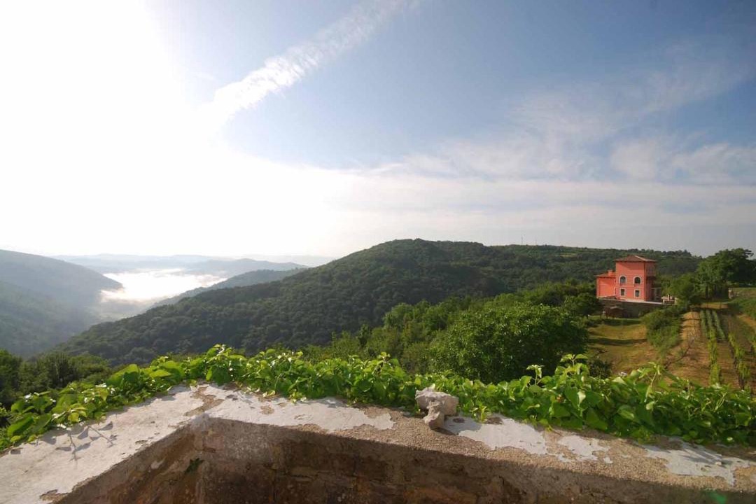 Photo of Outdoor in Oprtalj